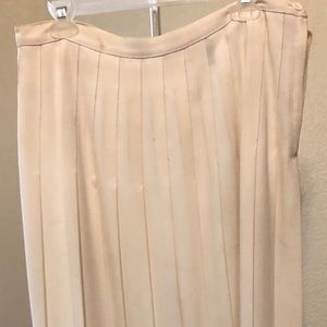 Pleated cream ankle length skirt